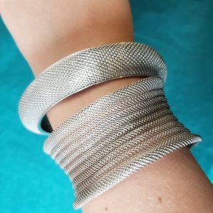 2 for 10$ 2 mesh bracelets silver tone